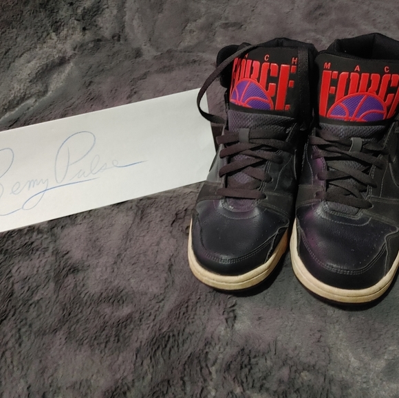 Men's Nike Mach Force Mids Size 10.5 (US) "Retro" - Picture 12 of 16